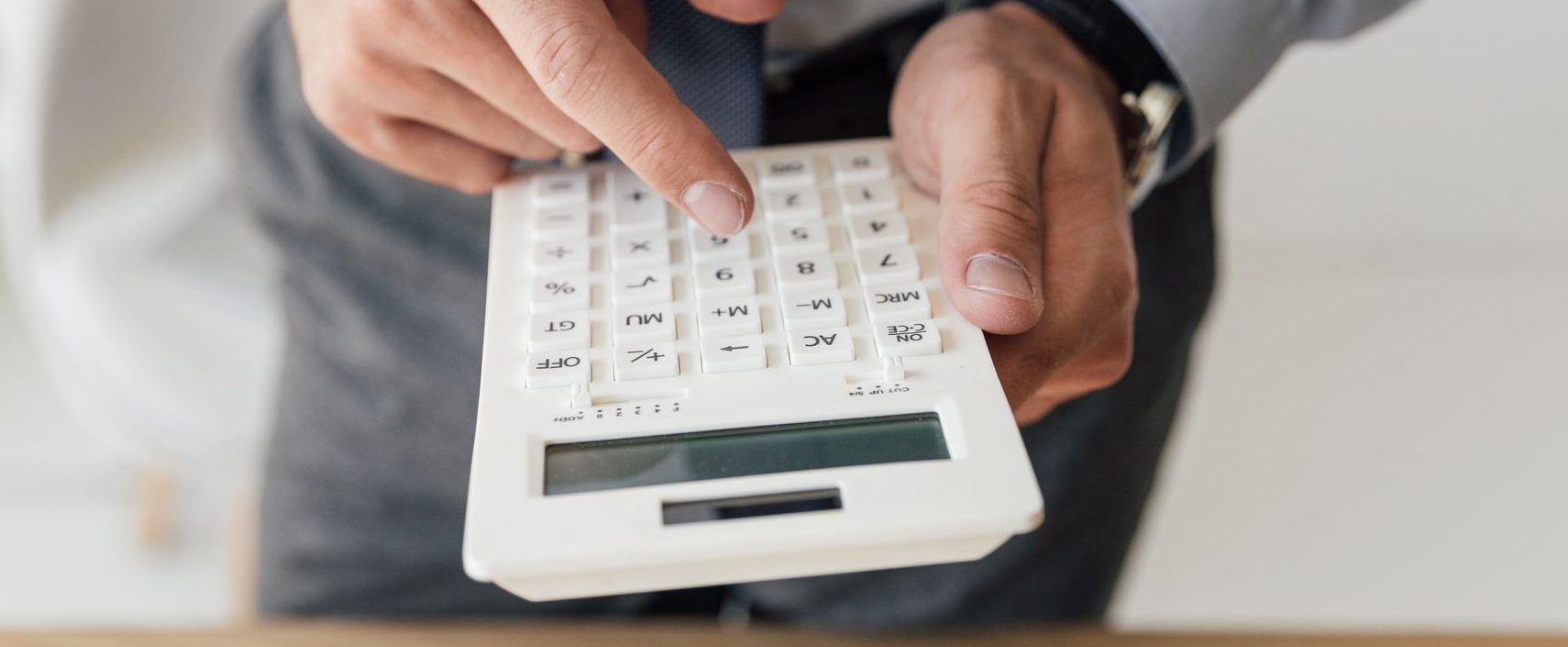 Você sabe qual é a diferença entre custos e despesas? Entenda já!